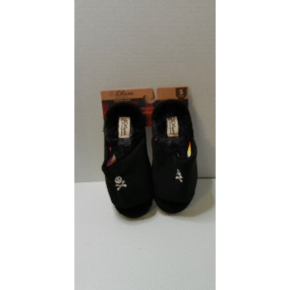 Deluxe by Dearfoams slippers
